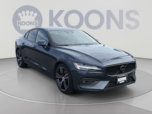 Used 2022 Volvo S60 B5 Inscription AWD/4WD image 10