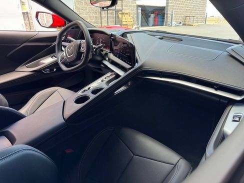 Used 2026 Chevrolet Corvette Stingray Coupe w/ Z51 Performance Package RWD image 35