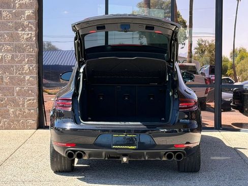 Used 2017 Porsche Macan GTS AWD/4WD image 30