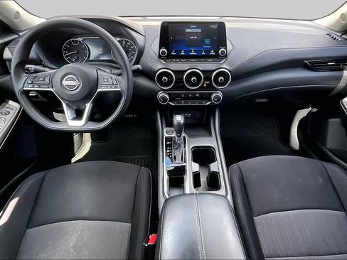 Used 2024 Nissan Sentra SV FWD image 14