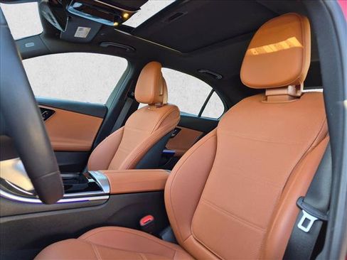 Used 2022 Mercedes-Benz C 300 Sedan image 15
