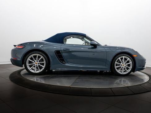 Certified 2017 Porsche 718 Boxster image 24