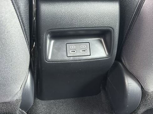 Used 2025 Toyota Corolla SE FWD image 8