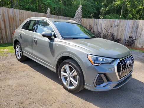Used 2020 Audi Q3 2.0T Premium AWD/4WD image 8
