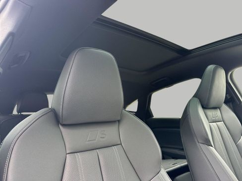 New 2027 Audi SQ6 e-tron Premium Plus AWD/4WD image 16