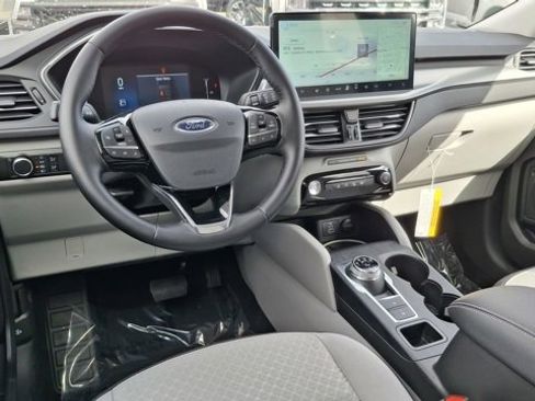 Used 2025 Ford Escape Active w/ Tech Pack #1 image 3