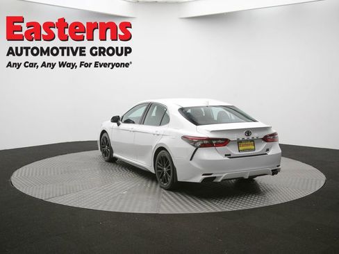 Used 2022 Toyota Camry SE image 63