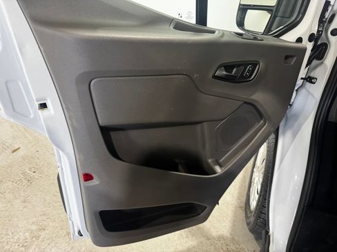 Used 2024 Ford Transit 350 XLT RWD image 15