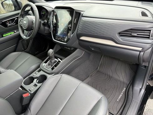 Used 2025 Subaru Forester Limited w/ Popular Package #2 image 33