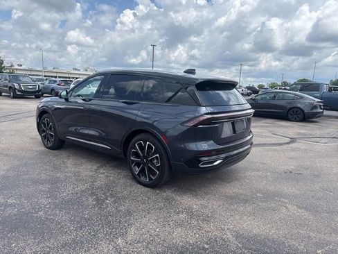Used 2024 Lincoln Nautilus Reserve w/ Equipment Group 203A AWD/4WD image 5