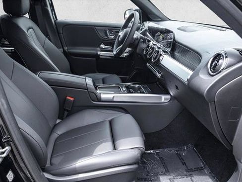New 2026 Mercedes-Benz GLB 250 4MATIC image 25