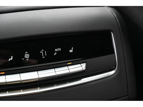 Used 2025 Cadillac Escalade Sport Platinum image 34