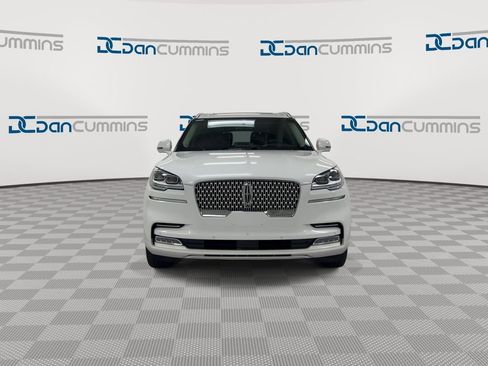 Used 2022 Lincoln Aviator Reserve w/ Equipment Group 201A image 3