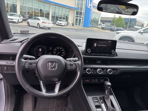 Used 2023 Honda CR-V Sport image 16