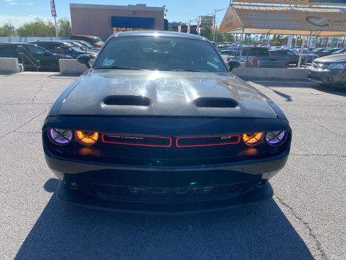 Used 2022 Dodge Challenger GT RWD image 2