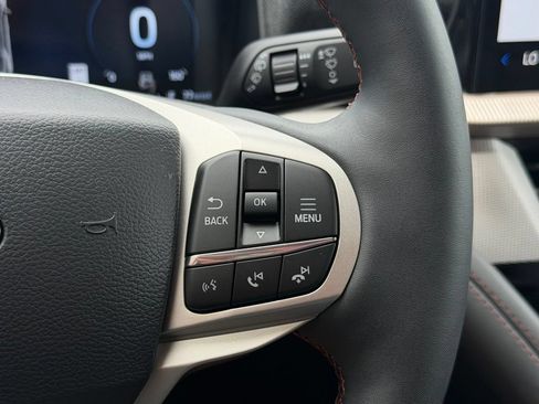 New 2026 Ford Explorer Active w/ Active Comfort Package RWD image 26