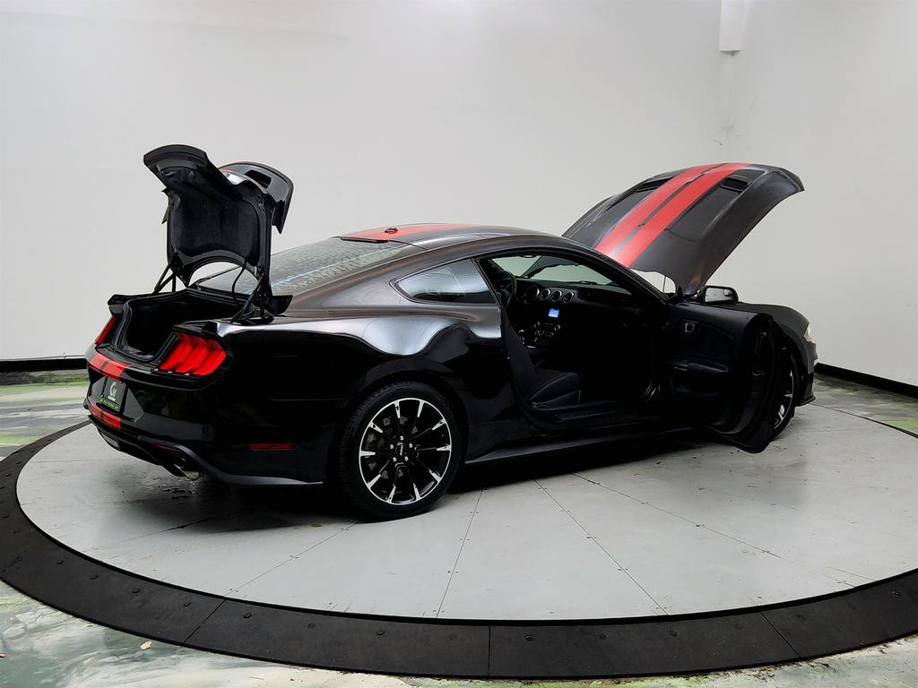 Used 2020 Ford Mustang Coupe RWD image 11