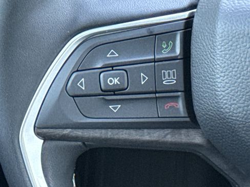 New 2026 Jeep Grand Cherokee L Limited RWD image 19