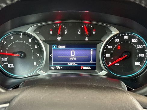 Used 2019 Chevrolet Equinox LT FWD image 25