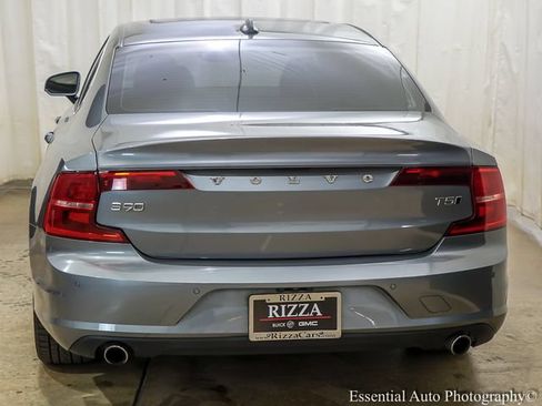 Used 2018 Volvo S90 T5 Momentum w/ Convenience Package AWD/4WD image 7