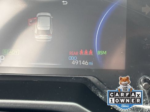 Used 2025 Toyota RAV4 XLE AWD/4WD image 32