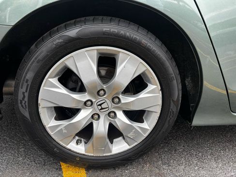 Used 2009 Honda Accord EX image 9