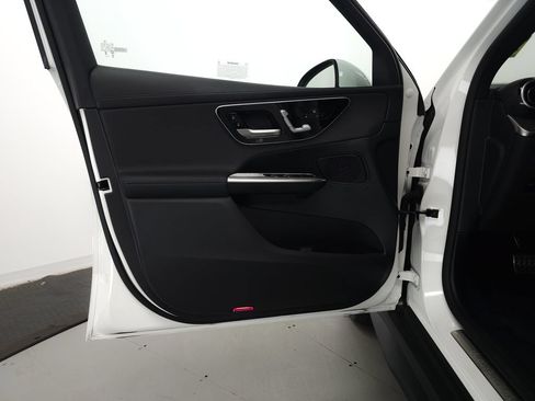 Used 2025 Mercedes-Benz GLC 350e 4MATIC w/ AMG Line image 5