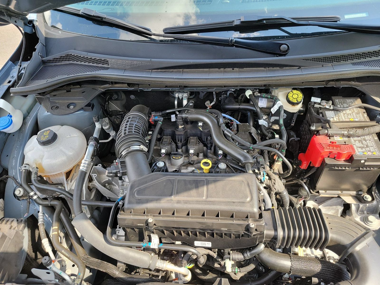 Used 2025 Ford Escape Active w/ Tech Pack #1 FWD image 39