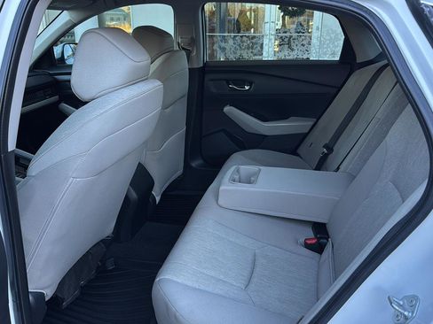 Used 2023 Honda Accord LX image 9