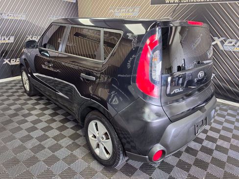 Used 2016 Kia Soul FWD image 8