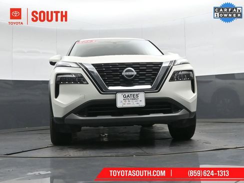 Used 2023 Nissan Rogue SV image 35