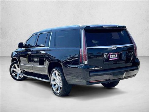 Used 2017 Cadillac Escalade ESV Luxury RWD image 13