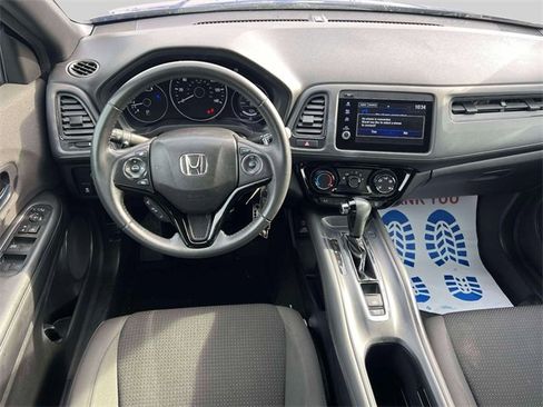Used 2019 Honda HR-V Sport image 17