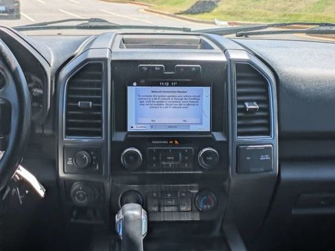 Used 2019 Ford F150 XLT w/ Equipment Group 302A Luxury AWD/4WD image 17