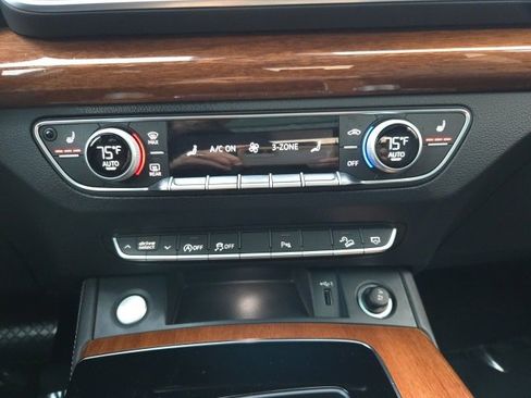 Used 2023 Audi Q5 2.0T Premium Plus w/ Premium Plus Package image 20