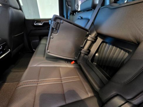 Used 2023 Chevrolet Silverado 1500 High Country w/ Technology Package AWD/4WD image 73