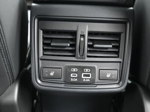 New 2026 Subaru Outback Limited AWD/4WD image 38