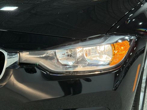 Used 2017 BMW 330i Sedan RWD image 70
