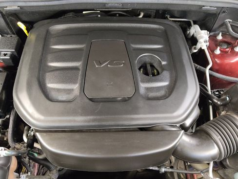 Used 2021 Jeep Grand Cherokee Limited w/ Luxury Group II image 30