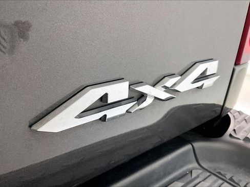 Used 2022 RAM 2500 Laramie AWD/4WD image 7