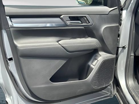 New 2027 GMC Terrain Elevation w/ Elevation Premium Package FWD image 19