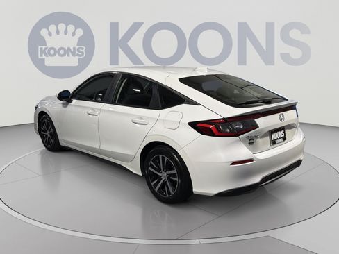 Used 2023 Honda Civic LX image 2