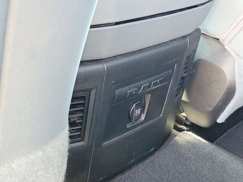 Used 2017 RAM 1500 Big Horn AWD/4WD image 25