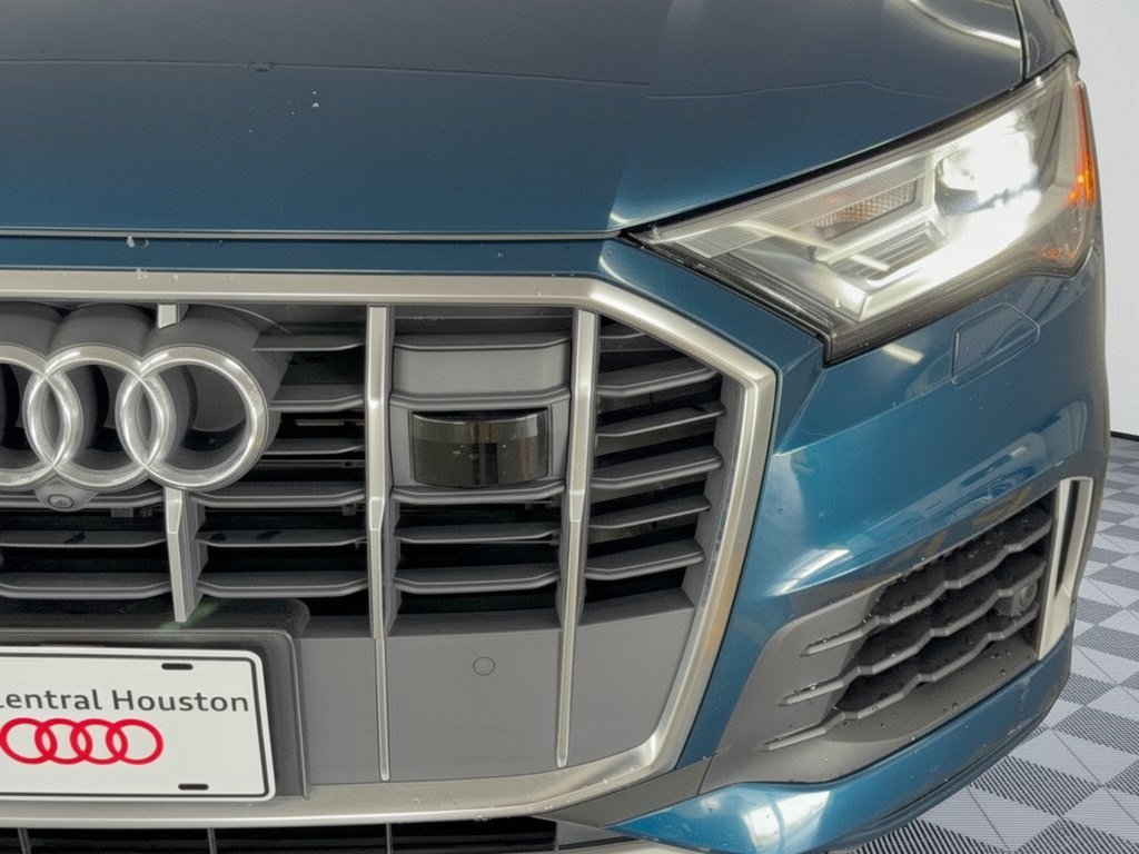 Used 2022 Audi Q7 3.0T Premium Plus w/ Premium Plus Package AWD/4WD image 12