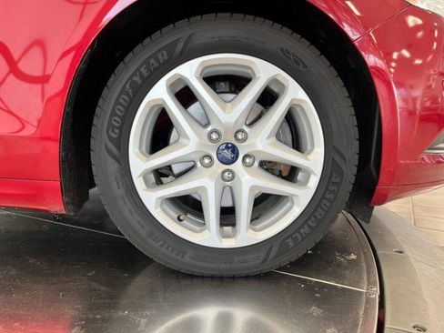 Used 2016 Ford Fusion SE image 34