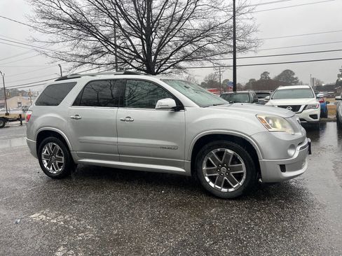 Used 2012 GMC Acadia Denali image 3