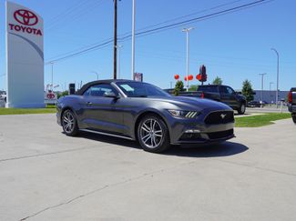 Used 2017 Ford Mustang Premium video 2