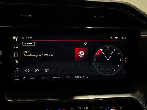 Used 2024 GMC Sierra 3500 Denali Ultimate AWD/4WD image 9