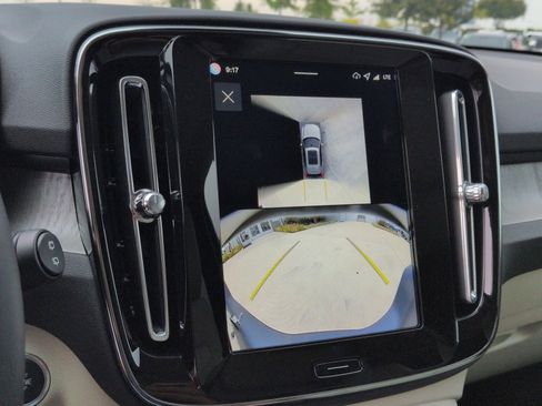 New 2026 Volvo XC40 B5 Ultra w/ Climate Package image 19