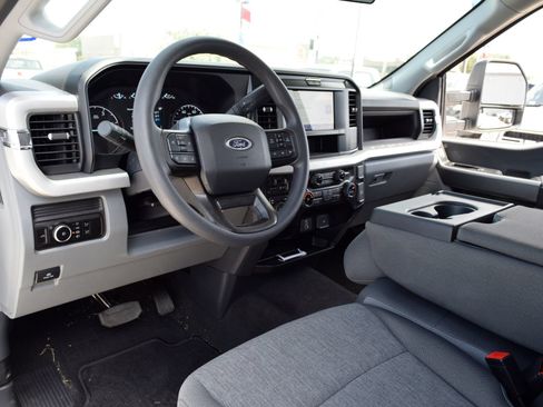 Used 2025 Ford F250 XL w/ STX Appearance Package AWD/4WD image 15